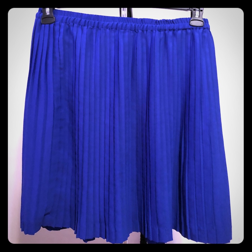 Pass the pleats!